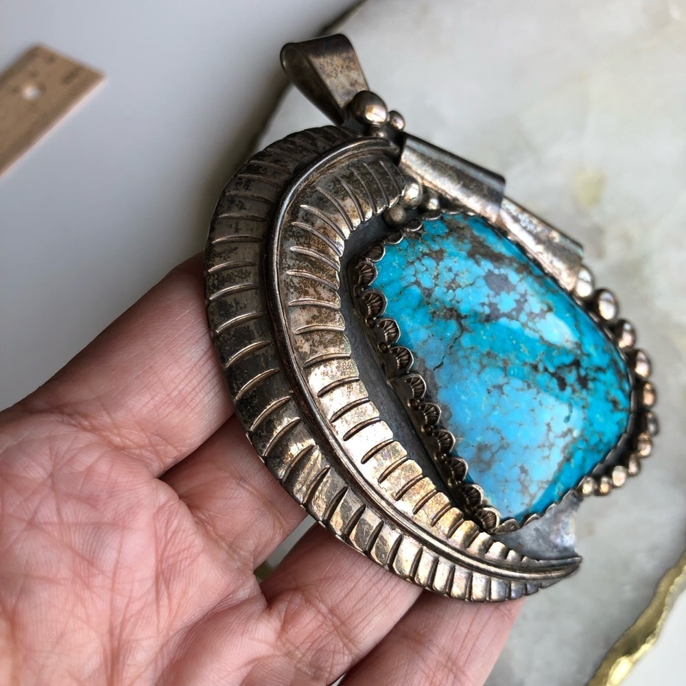 Vintage Native American Signed Navaho Sterling Silver Turquoise Nugget Pendant - Picture 11 of 11